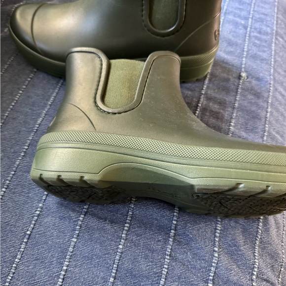 COPY - Dansko women’s rain boots - Picture 2 of 5